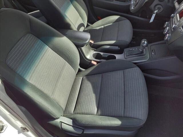 2014 Kia Forte in Warren, OH 44484 - 2077553 6