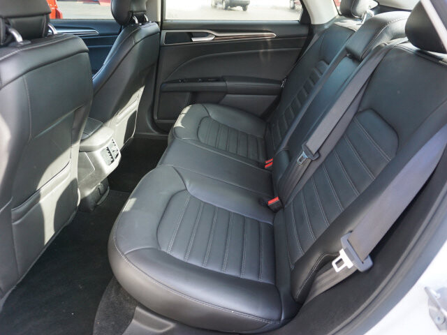 2014 Ford Fusion in Warren, OH 44484 - 2077561 11