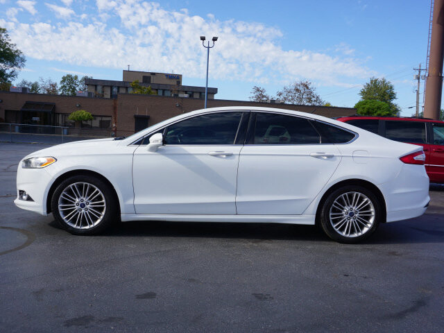 2014 Ford Fusion in Warren, OH 44484 - 2077561 3