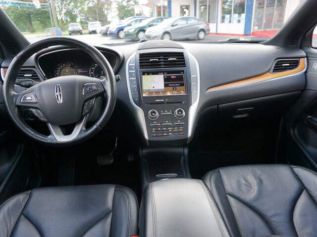 2016 Lincoln MKC in Warren, OH 44484 - 2077565 10