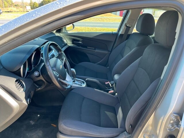 2014 Chevrolet Cruze in Commerce, GA 30529 - 2080655 19