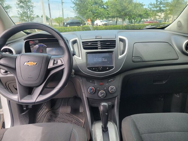 2016 Chevrolet Trax in Pompano Beach, FL 33064 - 2083444 10