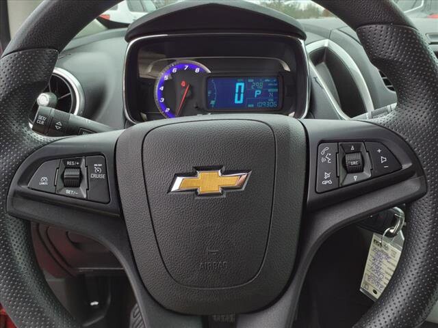2015 Chevrolet Trax in Warren, OH 44484 - 2085713 7