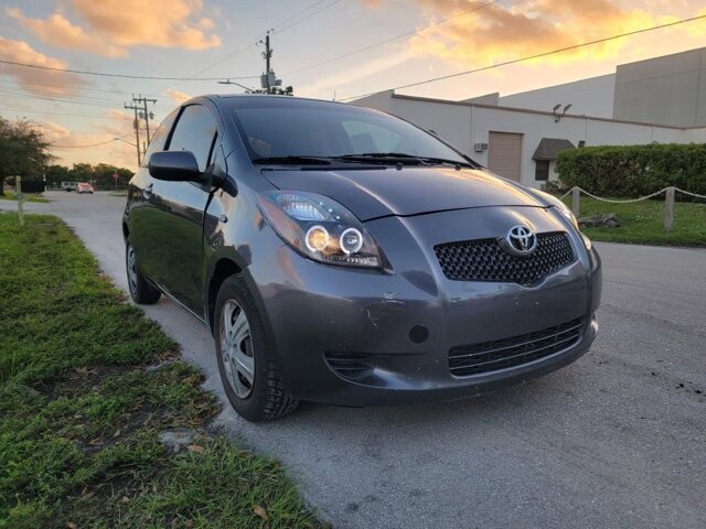 2008 Toyota Yaris in Pompano Beach, FL 33064 - 2087646 3