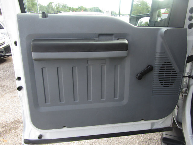 2013 Ford F250 in Tampa, FL 33604-6914 - 2088723 36