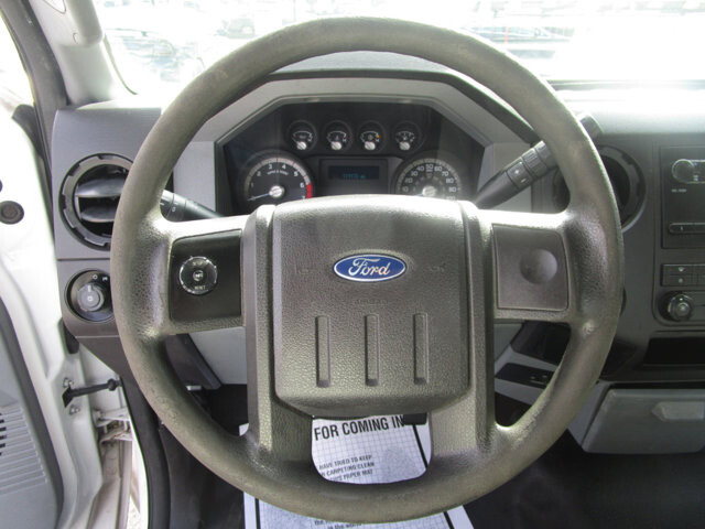 2013 Ford F250 in Tampa, FL 33604-6914 - 2088723 29