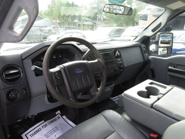 2013 Ford F250 in Tampa, FL 33604-6914 - 2088723 28