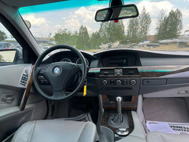 2005 BMW 530i in Hickory, NC 28602-5144 - 2089974 20