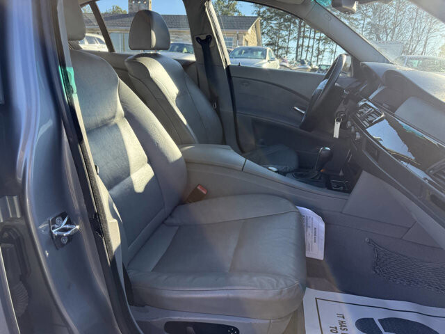 2005 BMW 530i in Hickory, NC 28602-5144 - 2089974 8