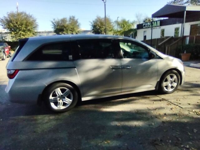 2011 Honda Odyssey in Longwood, FL 32750 - 2094077 12