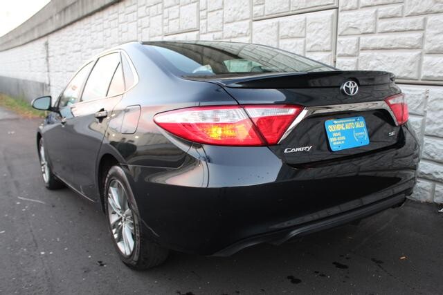 2017 Toyota Camry in Decatur, GA 30032 - 2097378 105