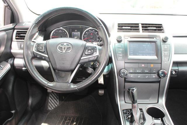 2017 Toyota Camry in Decatur, GA 30032 - 2097378 82