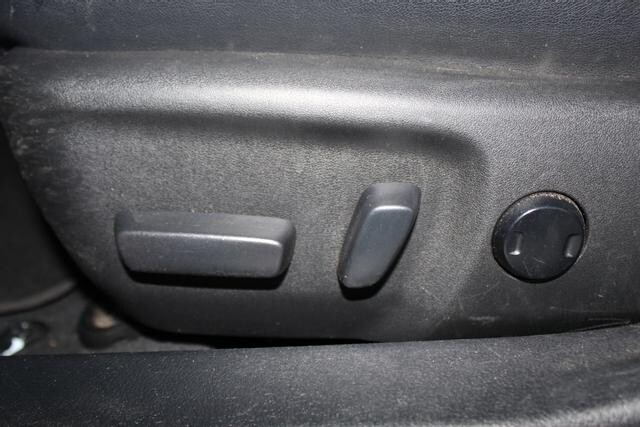 2017 Toyota Camry in Decatur, GA 30032 - 2097378 125