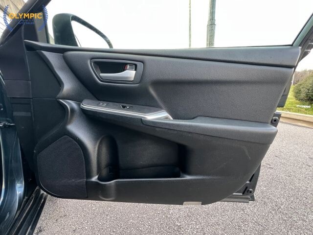 2017 Toyota Camry in Decatur, GA 30032 - 2097378 26