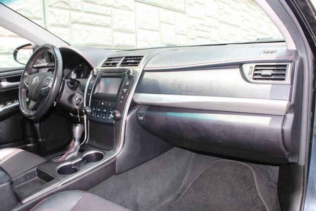 2017 Toyota Camry in Decatur, GA 30032 - 2097378 81