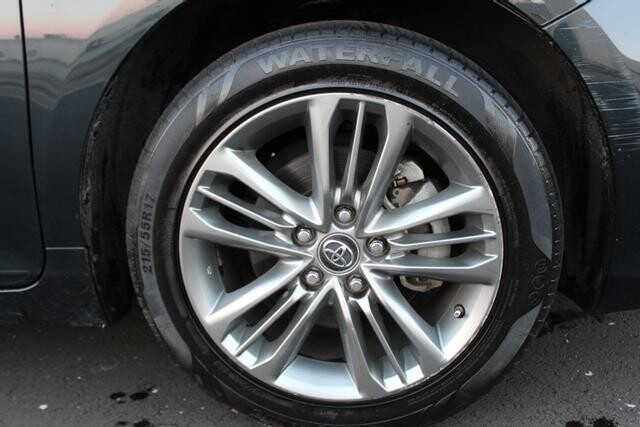 2017 Toyota Camry in Decatur, GA 30032 - 2097378 132