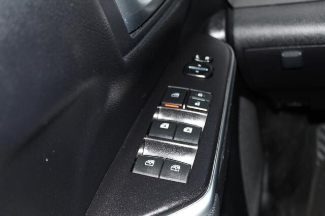 2017 Toyota Camry in Decatur, GA 30032 - 2097378 123