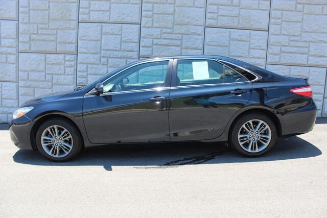 2017 Toyota Camry in Decatur, GA 30032 - 2097378 36