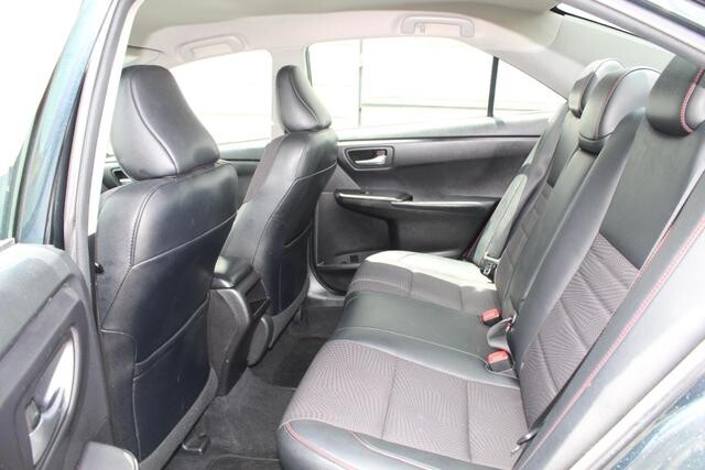 2017 Toyota Camry in Decatur, GA 30032 - 2097378 92