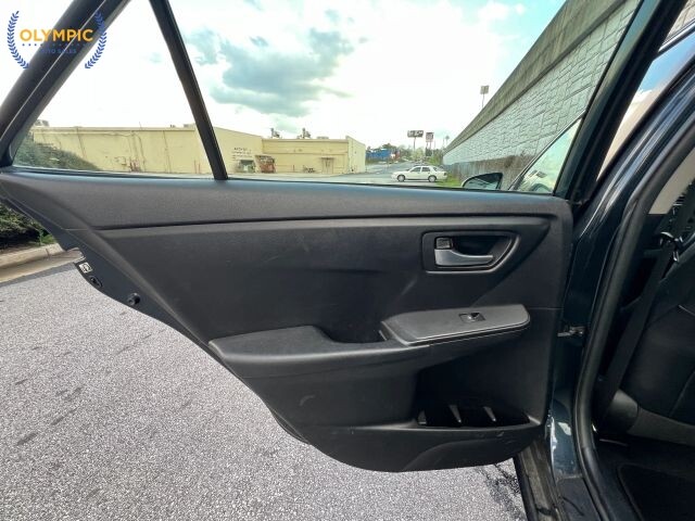 2017 Toyota Camry in Decatur, GA 30032 - 2097378 28