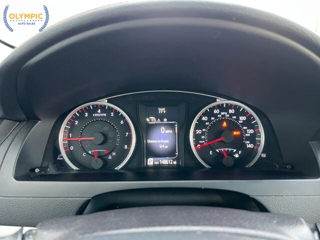 2017 Toyota Camry in Decatur, GA 30032 - 2097378 20