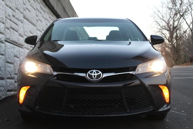 2017 Toyota Camry in Decatur, GA 30032 - 2097378 104