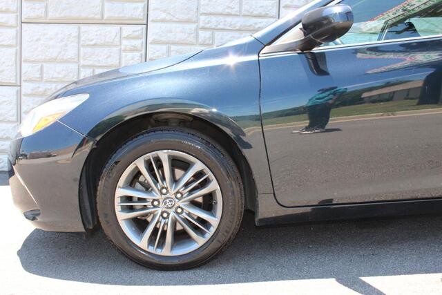 2017 Toyota Camry in Decatur, GA 30032 - 2097378 38