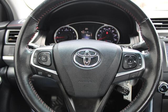 2017 Toyota Camry in Decatur, GA 30032 - 2097378 83