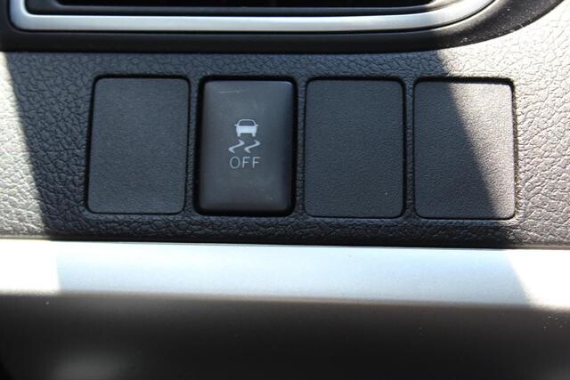 2017 Toyota Camry in Decatur, GA 30032 - 2097378 53