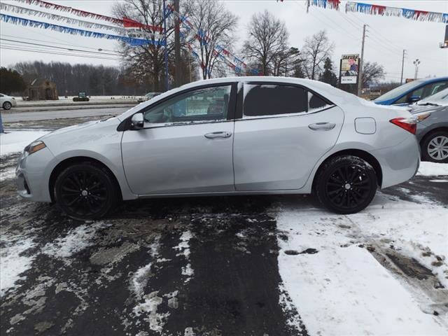 2016 Toyota Corolla in Warren, OH 44484 - 2099677 4