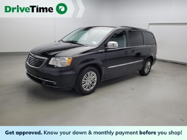 2016 Chrysler Town & Country in Lewisville, TX 75067