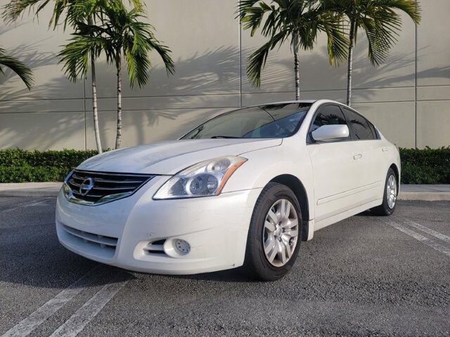 2011 Nissan Altima in Pompano Beach, FL 33064 - 2100486