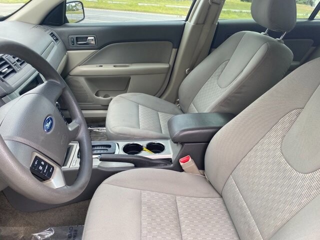 2012 Ford Fusion in Commerce, GA 30529 - 2101070 31