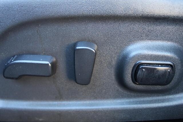 2017 INFINITI QX60 in Decatur, GA 30032 - 2104351 130