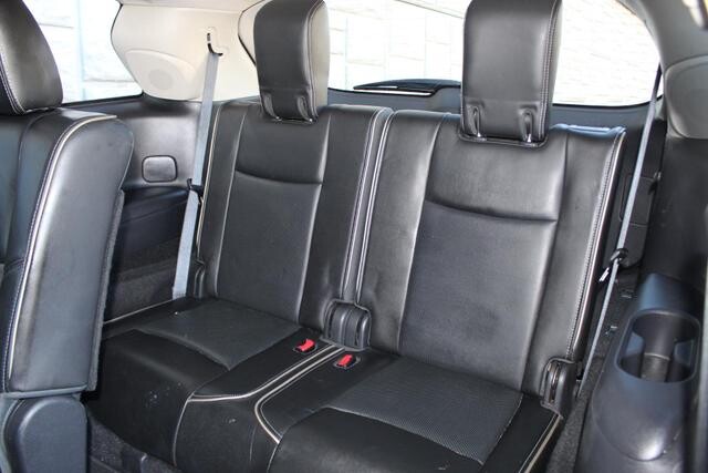 2017 INFINITI QX60 in Decatur, GA 30032 - 2104351 126