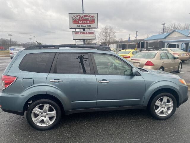 2010 Subaru Forester in Winston-Salem, NC 27105 - 2105933