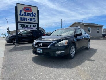 2014 Nissan Altima in Wadena, MN 56482