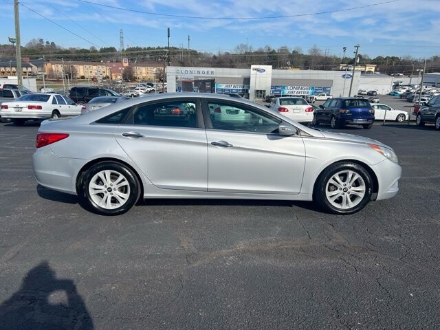 2011 Hyundai Sonata in Hickory, NC 28602-5144 - 2110158 20