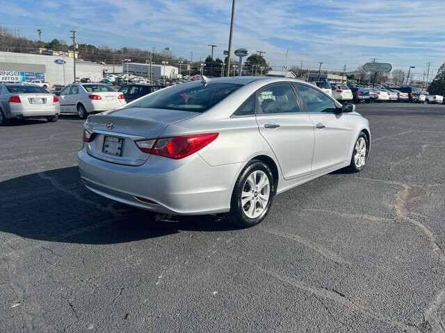 2011 Hyundai Sonata in Hickory, NC 28602-5144 - 2110158 7