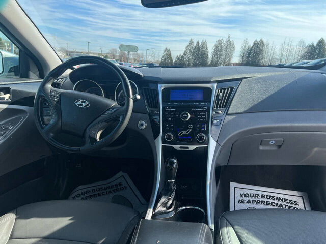 2011 Hyundai Sonata in Hickory, NC 28602-5144 - 2110158 11