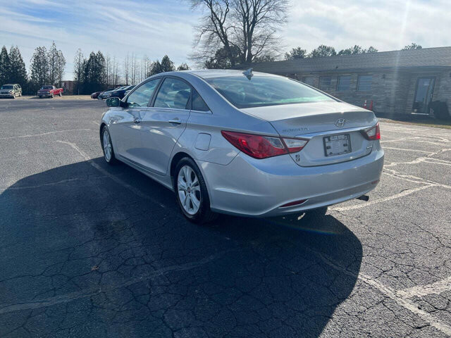 2011 Hyundai Sonata in Hickory, NC 28602-5144 - 2110158 5