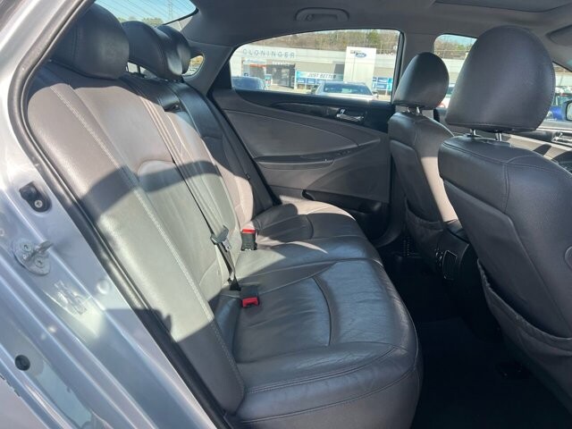 2011 Hyundai Sonata in Hickory, NC 28602-5144 - 2110158 22