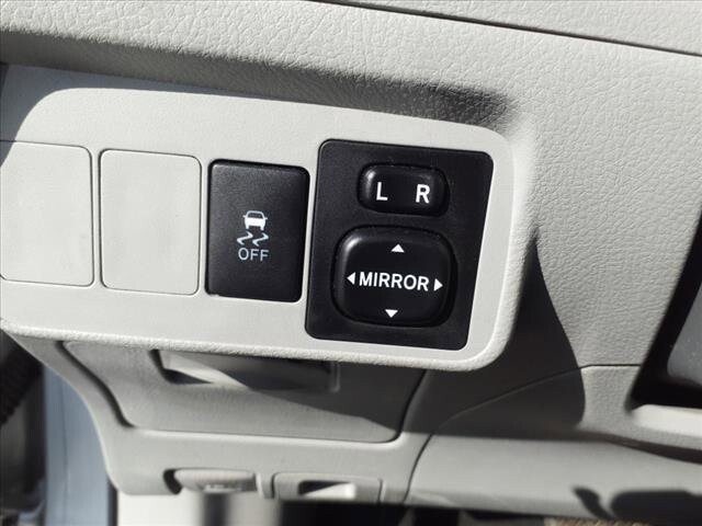 2010 Toyota Corolla in Warren, OH 44484 - 2110768 11