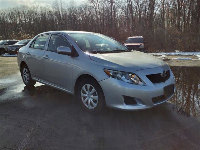 2010 Toyota Corolla in Warren, OH 44484 - 2110768 2