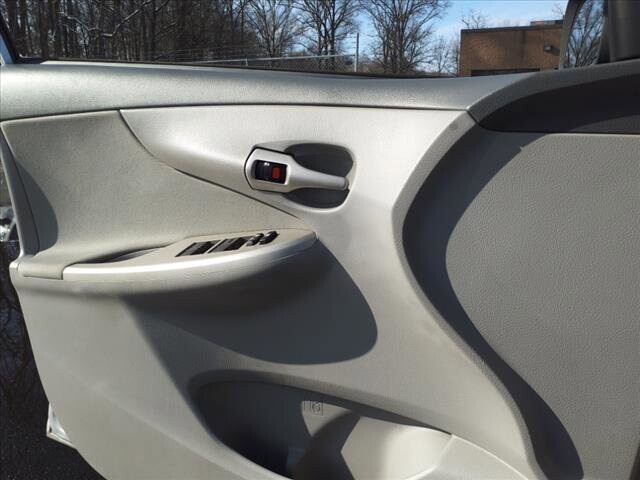 2010 Toyota Corolla in Warren, OH 44484 - 2110768 10