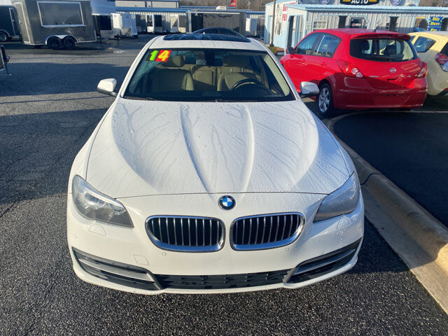 2014 BMW 528i in Winston-Salem, NC 27105 - 2110803 2