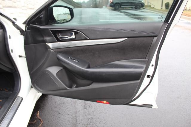 2016 Nissan Maxima in Decatur, GA 30032 - 2113251 120