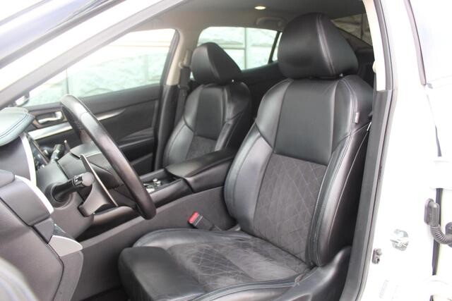 2016 Nissan Maxima in Decatur, GA 30032 - 2113251 74