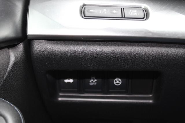 2016 Nissan Maxima in Decatur, GA 30032 - 2113251 107