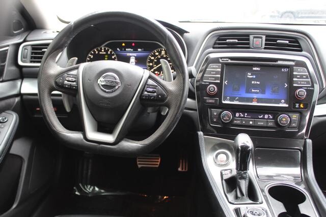 2016 Nissan Maxima in Decatur, GA 30032 - 2113251 97